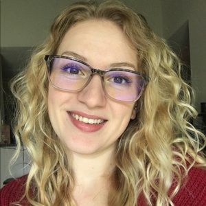 Meet your Posher, Mia